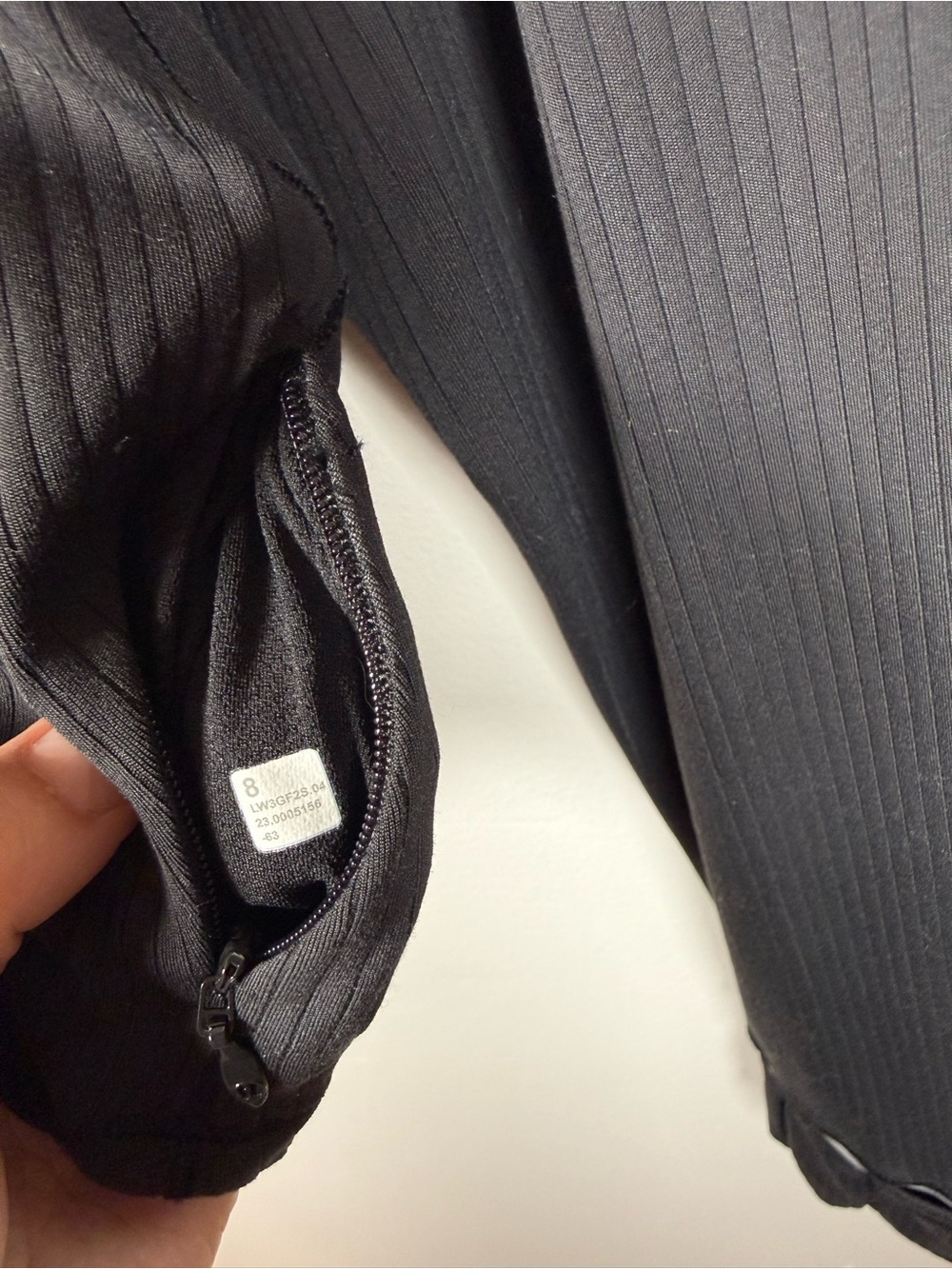 Lululemon Its Rulu Run Cropped Ribbed Half Zip Black 8 - Picture 6 of 7